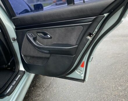 Зеленый БМВ 5 Серия, объемом двигателя 2 л и пробегом 260 тыс. км за 5600 $, фото 14 на Automoto.ua