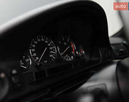 Зеленый БМВ 5 Серия, объемом двигателя 3 л и пробегом 510 тыс. км за 7500 $, фото 31 на Automoto.ua