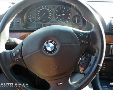 Зеленый БМВ 5 Серия, объемом двигателя 3.5 л и пробегом 288 тыс. км за 2950 $, фото 4 на Automoto.ua