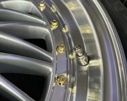 Зеленый БМВ 5 Серия, объемом двигателя 3.4 л и пробегом 355 тыс. км за 9000 $, фото 8 на Automoto.ua