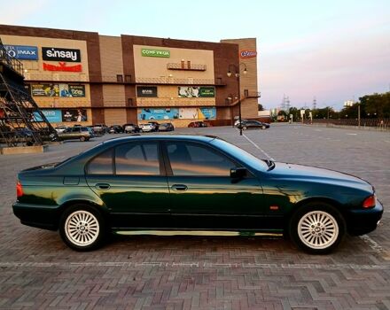 Зеленый БМВ 5 Серия, объемом двигателя 2 л и пробегом 350 тыс. км за 4500 $, фото 2 на Automoto.ua