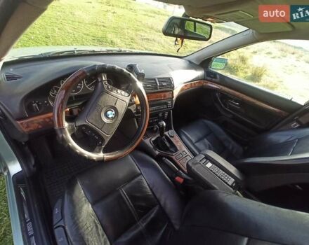 Зеленый БМВ 5 Серия, объемом двигателя 2.5 л и пробегом 315 тыс. км за 5500 $, фото 7 на Automoto.ua