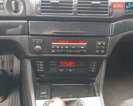 Зелений БМВ 5 Серія, об'ємом двигуна 1.99 л та пробігом 247 тис. км за 3600 $, фото 15 на Automoto.ua