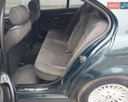 Зелений БМВ 5 Серія, об'ємом двигуна 1.99 л та пробігом 247 тис. км за 3600 $, фото 22 на Automoto.ua