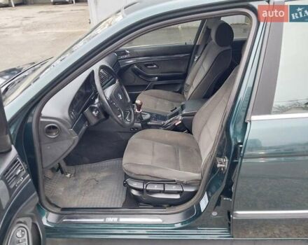 Зелений БМВ 5 Серія, об'ємом двигуна 1.99 л та пробігом 247 тис. км за 3600 $, фото 13 на Automoto.ua