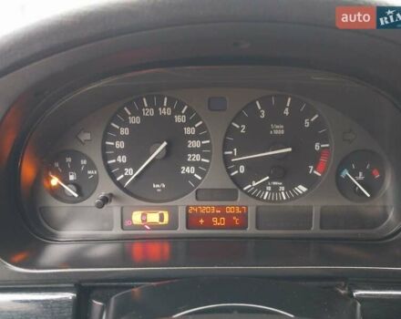 Зелений БМВ 5 Серія, об'ємом двигуна 1.99 л та пробігом 247 тис. км за 3600 $, фото 16 на Automoto.ua