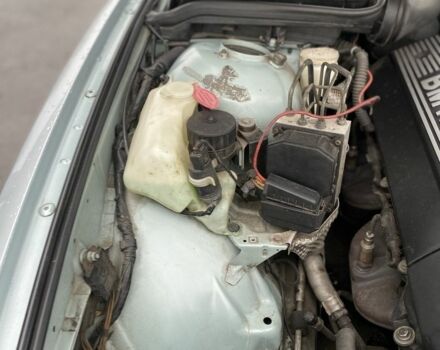 Зеленый БМВ 5 Серия, объемом двигателя 2 л и пробегом 260 тыс. км за 5600 $, фото 20 на Automoto.ua