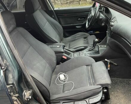 Зеленый БМВ 5 Серия, объемом двигателя 2 л и пробегом 370 тыс. км за 2500 $, фото 8 на Automoto.ua