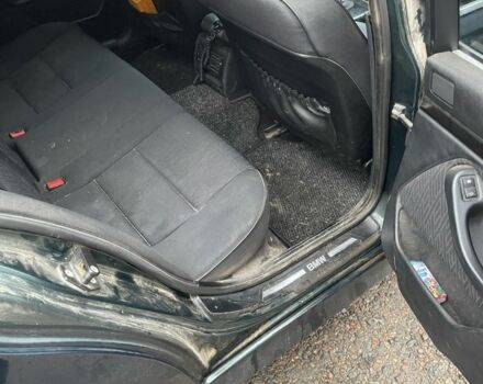 Зеленый БМВ 5 Серия, объемом двигателя 2 л и пробегом 370 тыс. км за 2500 $, фото 9 на Automoto.ua