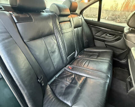 Зелений БМВ 5 Серія, об'ємом двигуна 3 л та пробігом 353 тис. км за 5600 $, фото 23 на Automoto.ua