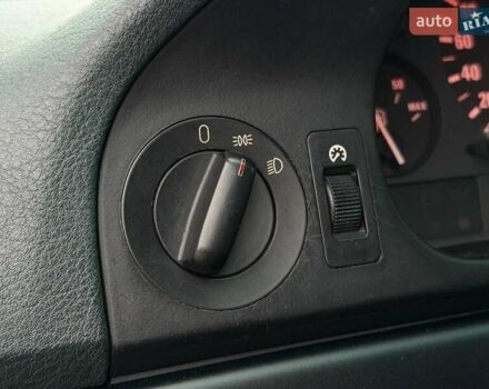 Зеленый БМВ 5 Серия, объемом двигателя 2.2 л и пробегом 247 тыс. км за 8800 $, фото 14 на Automoto.ua