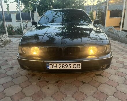 Зеленый БМВ 5 Серия, объемом двигателя 2 л и пробегом 300 тыс. км за 3000 $, фото 4 на Automoto.ua