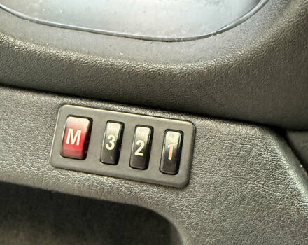 Зелений БМВ 5 Серія, об'ємом двигуна 3 л та пробігом 353 тис. км за 5600 $, фото 9 на Automoto.ua