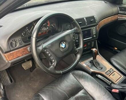 Зеленый БМВ 5 Серия, объемом двигателя 3 л и пробегом 384 тыс. км за 5000 $, фото 4 на Automoto.ua