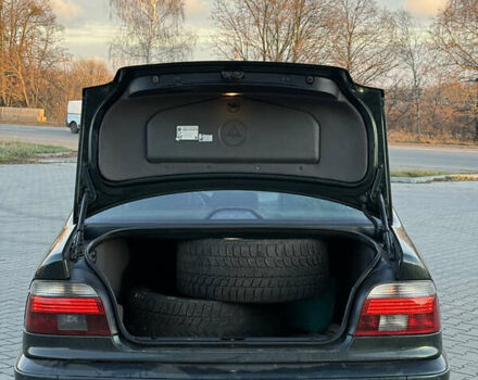 Зелений БМВ 5 Серія, об'ємом двигуна 3 л та пробігом 353 тис. км за 5600 $, фото 8 на Automoto.ua