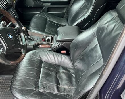 Зеленый БМВ 5 Серия, объемом двигателя 3 л и пробегом 398 тыс. км за 6000 $, фото 6 на Automoto.ua