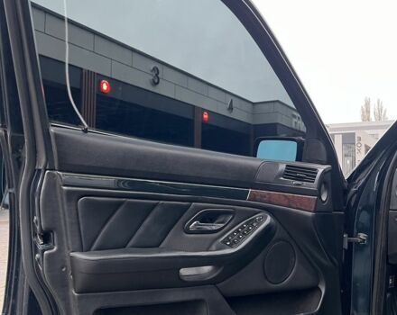 Зеленый БМВ 5 Серия, объемом двигателя 3 л и пробегом 398 тыс. км за 6000 $, фото 5 на Automoto.ua