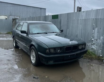 Зеленый БМВ 5 Серия, объемом двигателя 2 л и пробегом 400 тыс. км за 1950 $, фото 2 на Automoto.ua