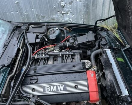 Зеленый БМВ 5 Серия, объемом двигателя 2 л и пробегом 400 тыс. км за 1950 $, фото 6 на Automoto.ua