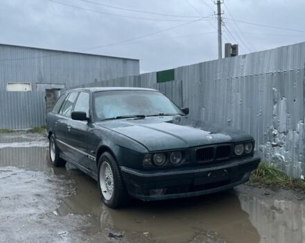 Зеленый БМВ 5 Серия, объемом двигателя 2 л и пробегом 400 тыс. км за 1950 $, фото 4 на Automoto.ua