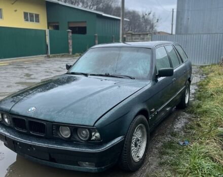 Зеленый БМВ 5 Серия, объемом двигателя 2 л и пробегом 400 тыс. км за 1950 $, фото 8 на Automoto.ua