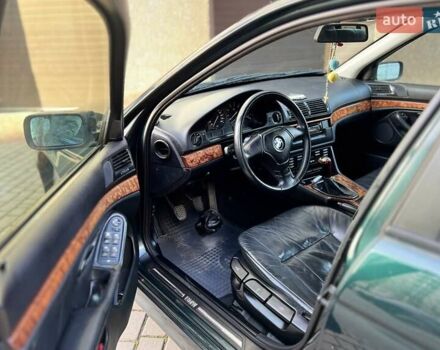 Зеленый БМВ 5 Серия, объемом двигателя 1.99 л и пробегом 330 тыс. км за 3350 $, фото 11 на Automoto.ua