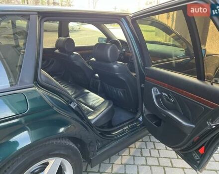 Зеленый БМВ 5 Серия, объемом двигателя 1.99 л и пробегом 330 тыс. км за 3350 $, фото 13 на Automoto.ua