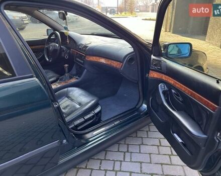 Зеленый БМВ 5 Серия, объемом двигателя 1.99 л и пробегом 330 тыс. км за 3350 $, фото 14 на Automoto.ua