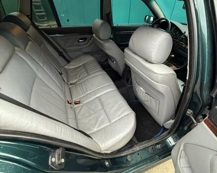 Зеленый БМВ 5 Серия, объемом двигателя 2.93 л и пробегом 403 тыс. км за 4700 $, фото 12 на Automoto.ua