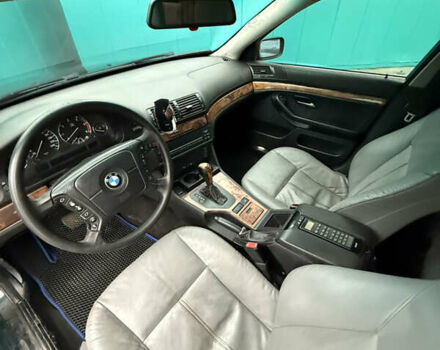 Зеленый БМВ 5 Серия, объемом двигателя 2.93 л и пробегом 403 тыс. км за 4700 $, фото 20 на Automoto.ua