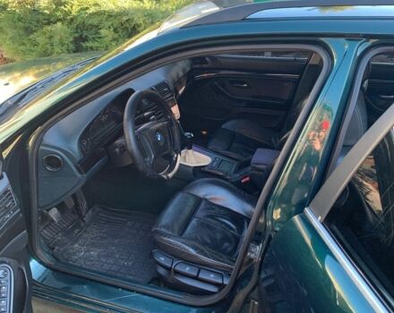 Зелений БМВ 5 Серія, об'ємом двигуна 2.9 л та пробігом 42 тис. км за 3850 $, фото 2 на Automoto.ua