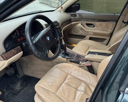 Зеленый БМВ 5 Серия, объемом двигателя 2.5 л и пробегом 326 тыс. км за 4400 $, фото 14 на Automoto.ua