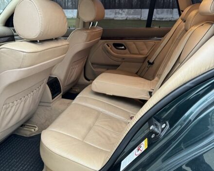 Зеленый БМВ 5 Серия, объемом двигателя 2.5 л и пробегом 326 тыс. км за 4400 $, фото 10 на Automoto.ua