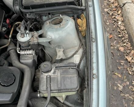 Зеленый БМВ 5 Серия, объемом двигателя 2.5 л и пробегом 400 тыс. км за 2400 $, фото 3 на Automoto.ua