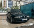 Зеленый БМВ 5 Серия, объемом двигателя 3 л и пробегом 300 тыс. км за 5000 $, фото 1 на Automoto.ua