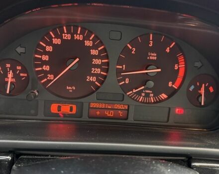 Зеленый БМВ 5 Серия, объемом двигателя 2.5 л и пробегом 400 тыс. км за 2400 $, фото 12 на Automoto.ua