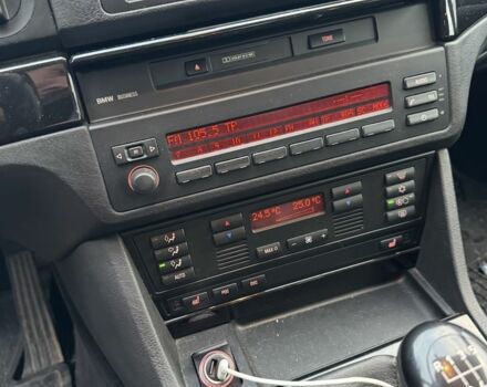 Зеленый БМВ 5 Серия, объемом двигателя 2.5 л и пробегом 400 тыс. км за 2400 $, фото 13 на Automoto.ua