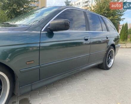Зеленый БМВ 5 Серия, объемом двигателя 2.5 л и пробегом 470 тыс. км за 4500 $, фото 2 на Automoto.ua