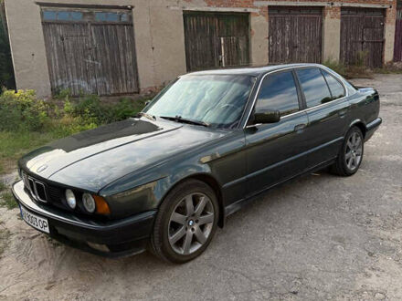 БМВ 5 Серия 1988 в Харькове на Automoto.ua Зеленый БМВ 5 Серия, объемом двигателя 2 л и пробегом 300 тыс. км за 4100 $, фото 1 на Automoto.ua