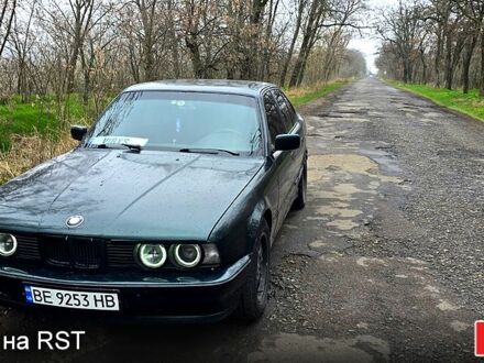 БМВ 5 Серія 1990 у Вознесенске на Automoto.ua Зелений БМВ 5 Серія, об'ємом двигуна 2 л та пробігом 0 тис. км за 3000 $, фото 1 на Automoto.ua
