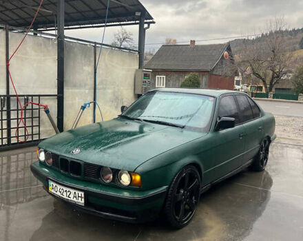 Зелений БМВ 5 Серія, об'ємом двигуна 2 л та пробігом 320 тис. км за 1800 $, фото 1 на Automoto.ua