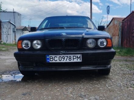 БМВ 5 Серия 1992 в Дрогобыче на Automoto.ua Зеленый БМВ 5 Серия, объемом двигателя 2.5 л и пробегом 497 тыс. км за 2417 $, фото 1 на Automoto.ua