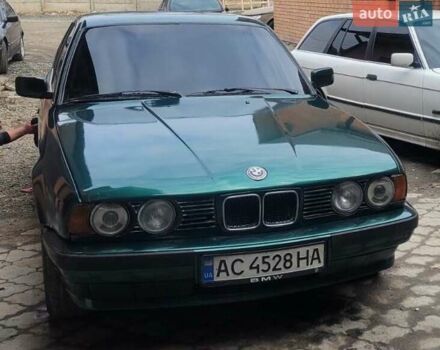 Зеленый БМВ 5 Серия, объемом двигателя 2.5 л и пробегом 400 тыс. км за 2500 $, фото 1 на Automoto.ua