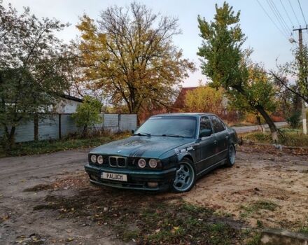 Зеленый БМВ 5 Серия, объемом двигателя 2 л и пробегом 450 тыс. км за 3000 $, фото 1 на Automoto.ua