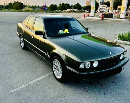 Зелений БМВ 5 Серія, об'ємом двигуна 2.5 л та пробігом 300 тис. км за 2500 $, фото 1 на Automoto.ua