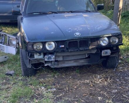 Зелений БМВ 5 Серія, об'ємом двигуна 2 л та пробігом 250 тис. км за 1070 $, фото 1 на Automoto.ua