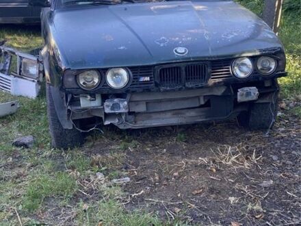 Зелений БМВ 5 Серія, об'ємом двигуна 2 л та пробігом 250 тис. км за 1000 $, фото 1 на Automoto.ua