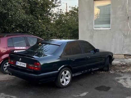 Зелений БМВ 5 Серія, об'ємом двигуна 2 л та пробігом 300 тис. км за 3500 $, фото 1 на Automoto.ua