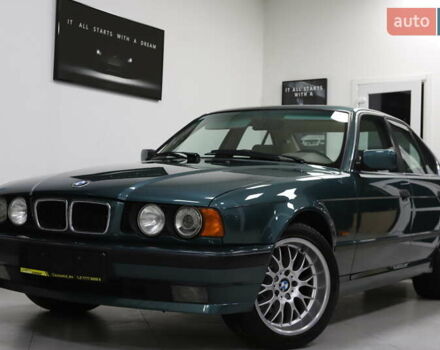 Зеленый БМВ 5 Серия, объемом двигателя 2 л и пробегом 259 тыс. км за 18999 $, фото 1 на Automoto.ua