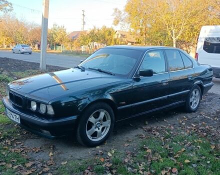 Зеленый БМВ 5 Серия, объемом двигателя 2 л и пробегом 230 тыс. км за 2600 $, фото 1 на Automoto.ua